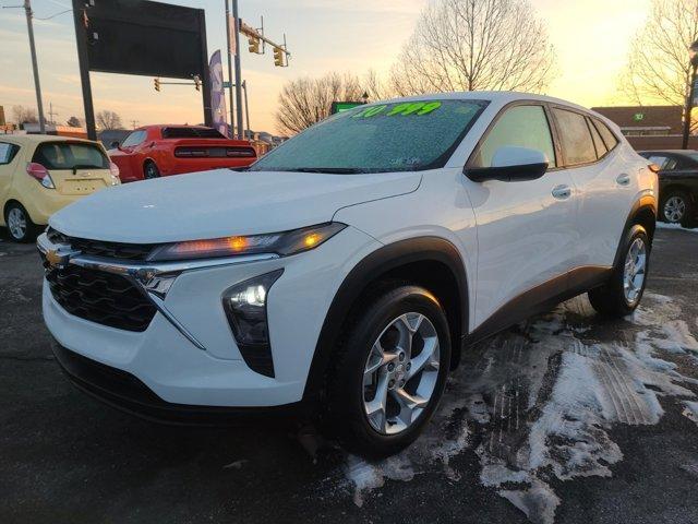 used 2024 Chevrolet Trax car, priced at $20,999