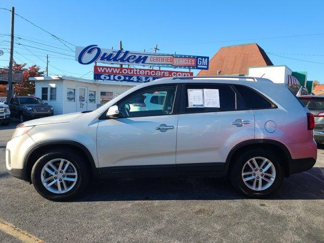 used 2015 Kia Sorento car, priced at $13,594