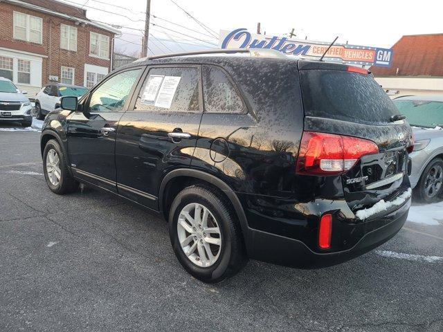 used 2014 Kia Sorento car, priced at $9,289