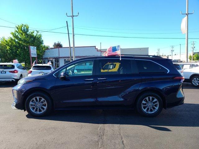 used 2022 Toyota Sienna car, priced at $38,379