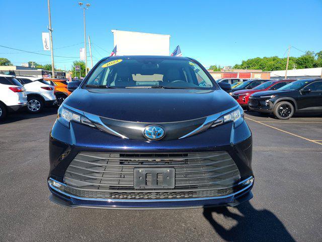 used 2022 Toyota Sienna car, priced at $39,333