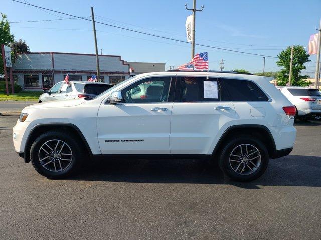 used 2017 Jeep Grand Cherokee car, priced at $18,395