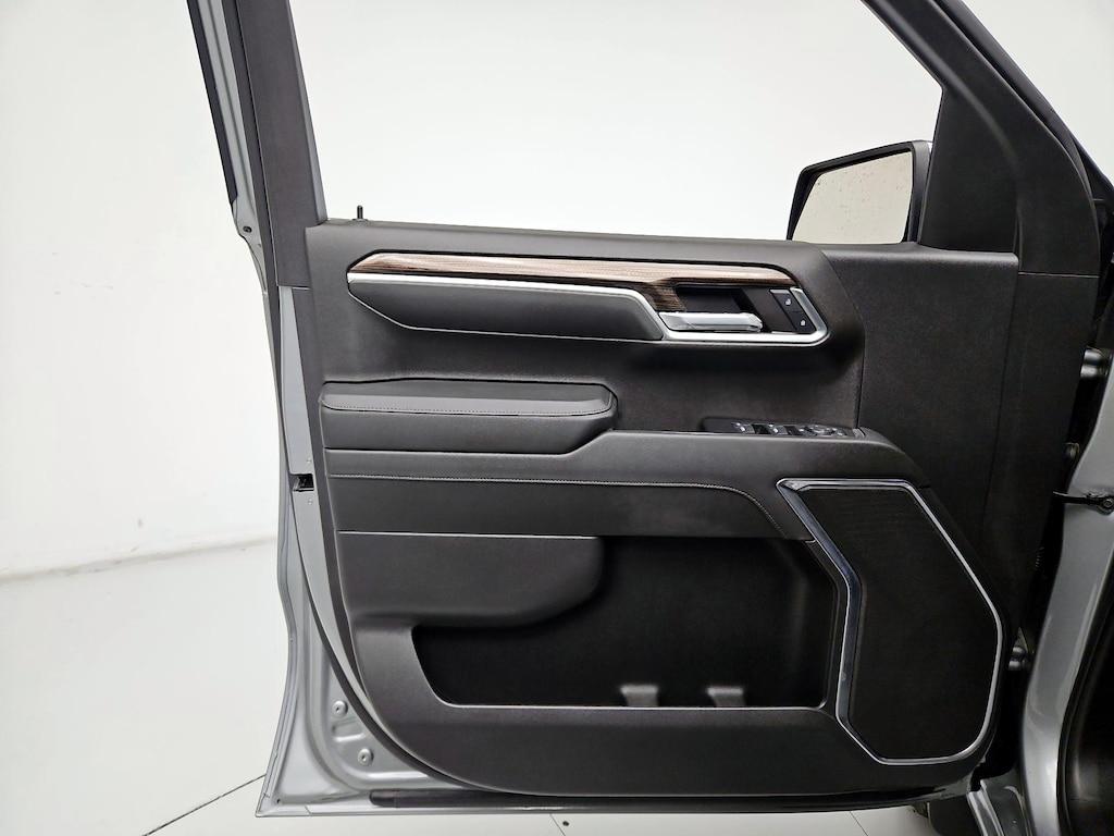 used 2024 Chevrolet Silverado 1500 car, priced at $45,998