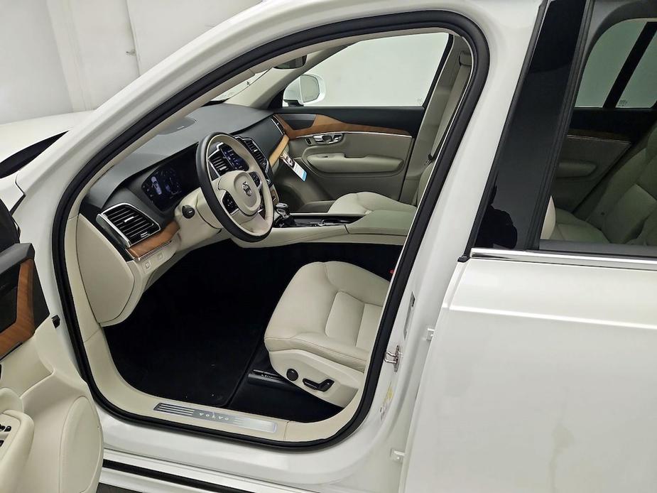 used 2022 Volvo XC90 car, priced at $41,998