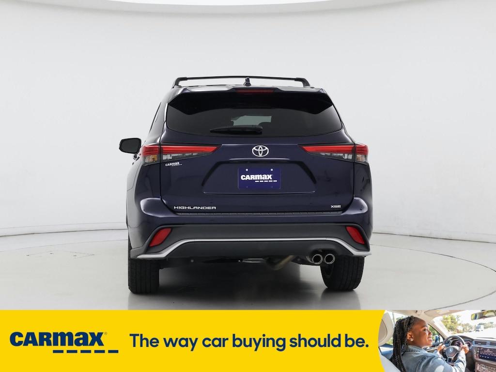 used 2023 Toyota Highlander car, priced at $37,998