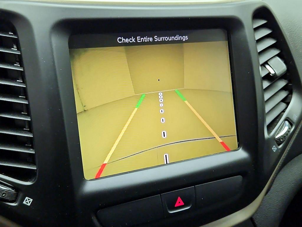 used 2015 Jeep Cherokee car, priced at $14,998