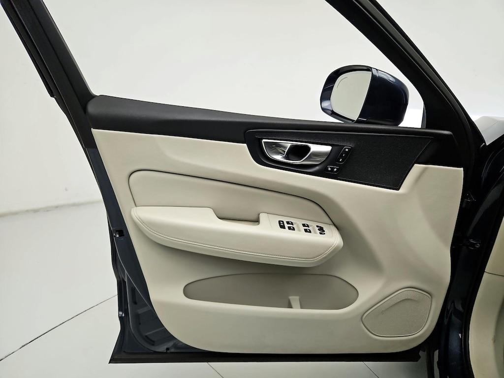 used 2023 Volvo XC60 car, priced at $34,998