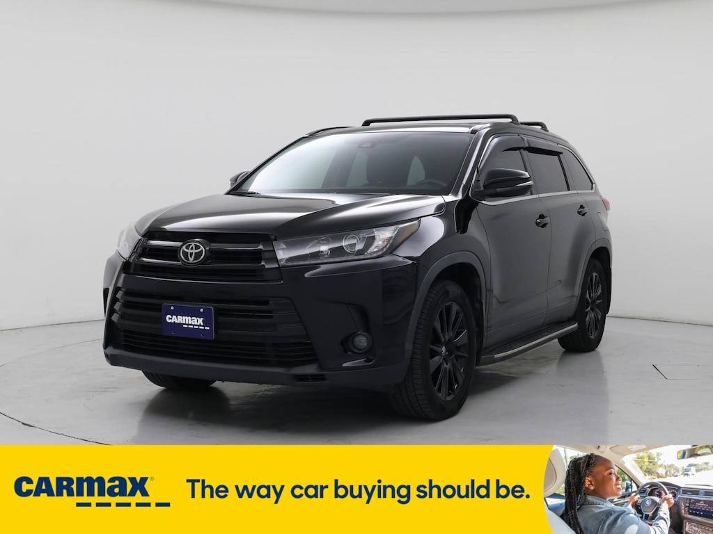 used 2019 Toyota Highlander car, priced at $27,998