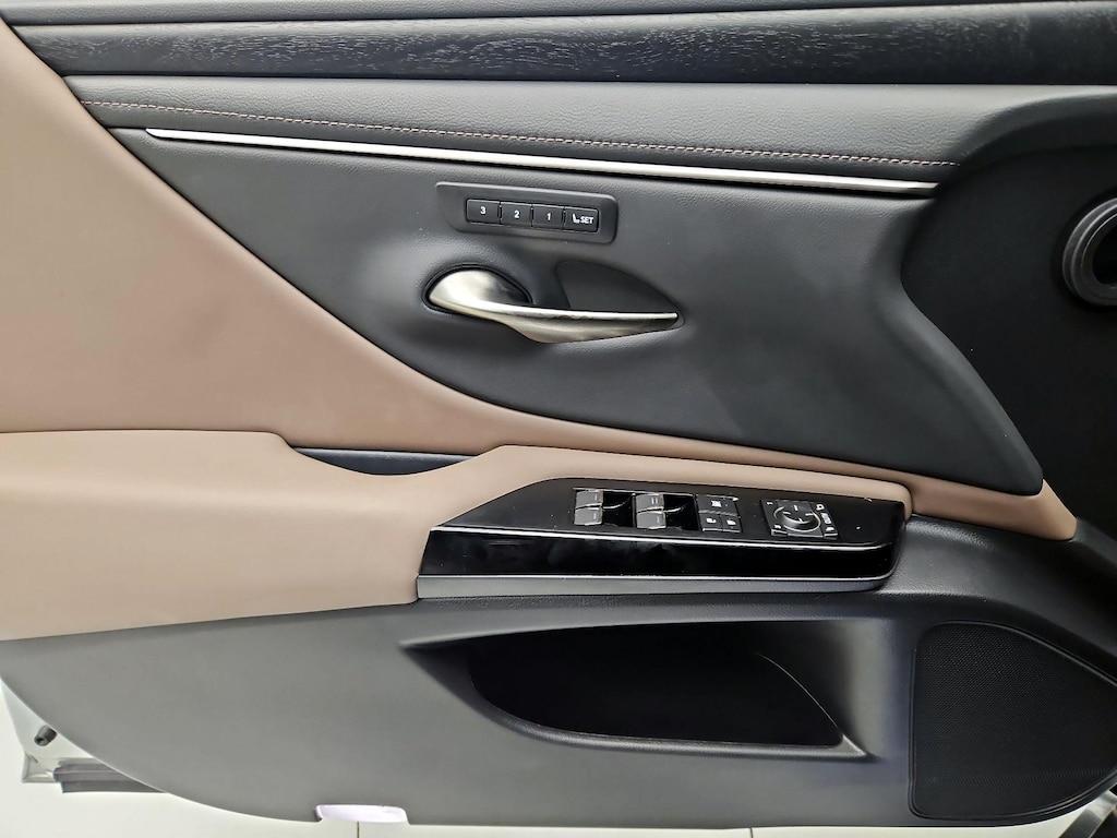 used 2024 Lexus ES 350 car, priced at $41,998