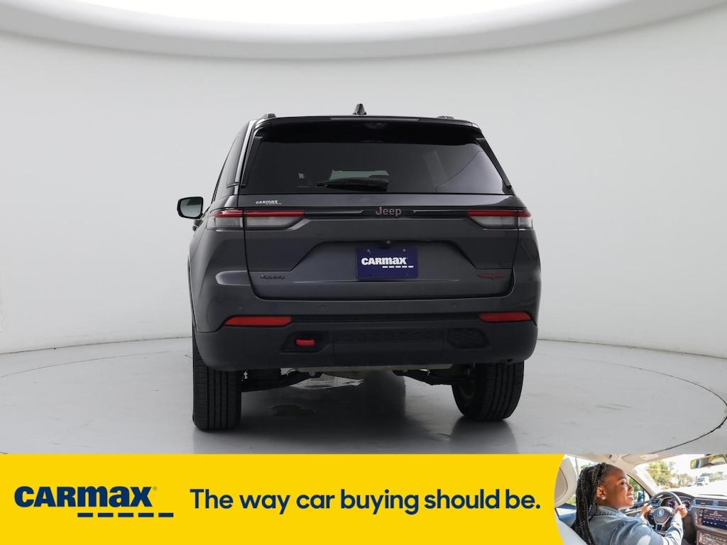 used 2022 Jeep Grand Cherokee car, priced at $30,998