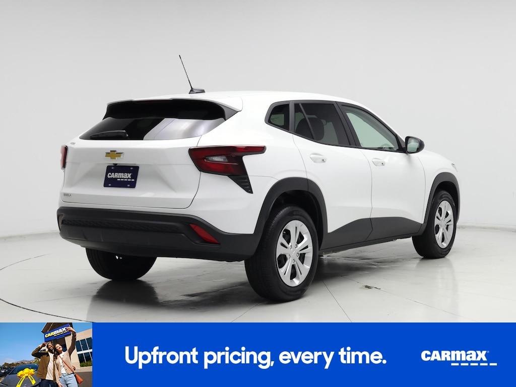used 2025 Chevrolet Trax car, priced at $23,998
