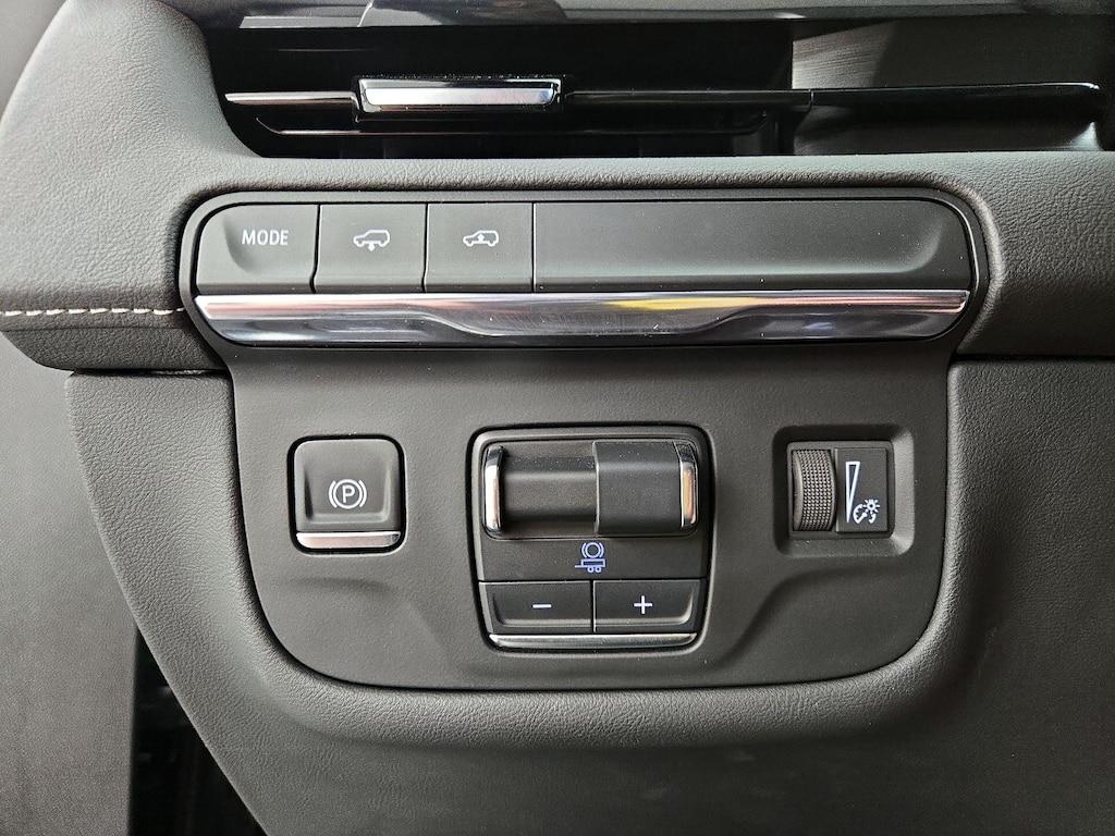used 2024 Cadillac Escalade car, priced at $82,998