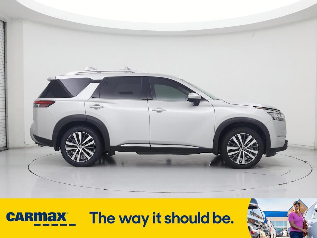 used 2022 Nissan Pathfinder car, priced at $37,998