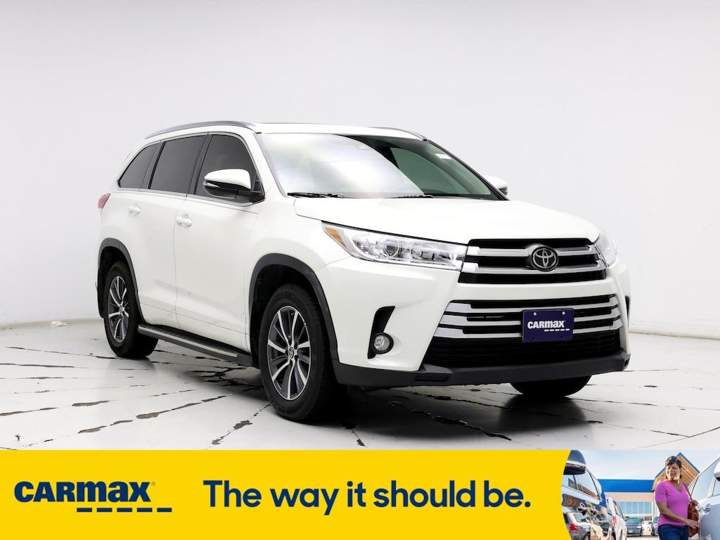 used 2017 Toyota Highlander car, priced at $29,998