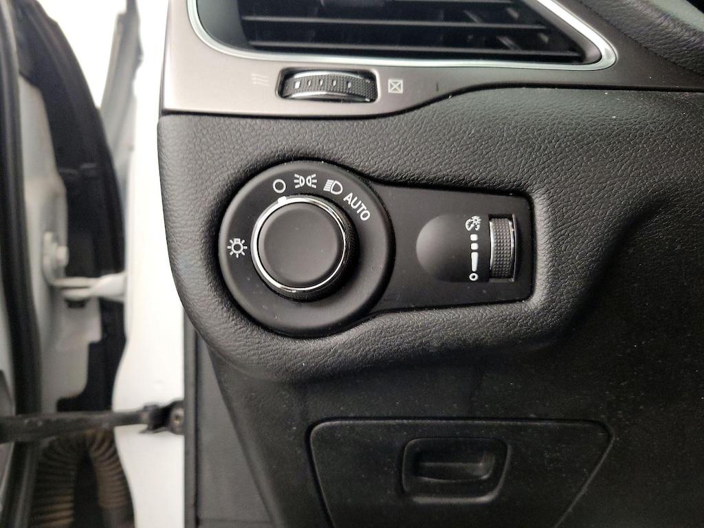 used 2020 Jeep Cherokee car, priced at $13,998