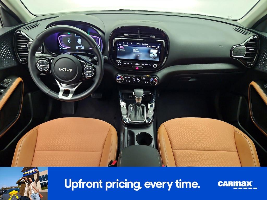 used 2025 Kia Soul car, priced at $25,998