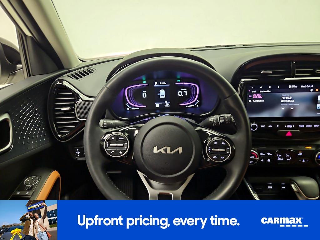 used 2025 Kia Soul car, priced at $25,998
