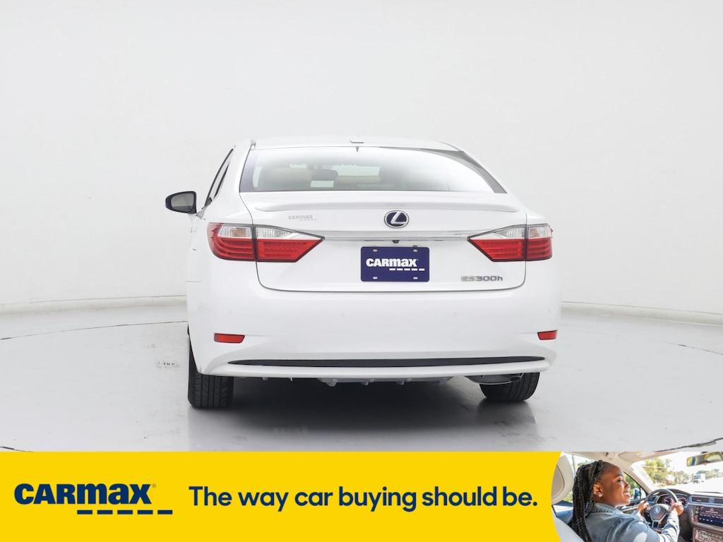 used 2013 Lexus ES 300h car, priced at $16,998