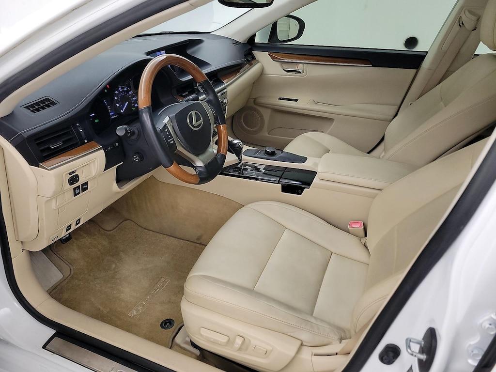 used 2013 Lexus ES 300h car, priced at $16,998