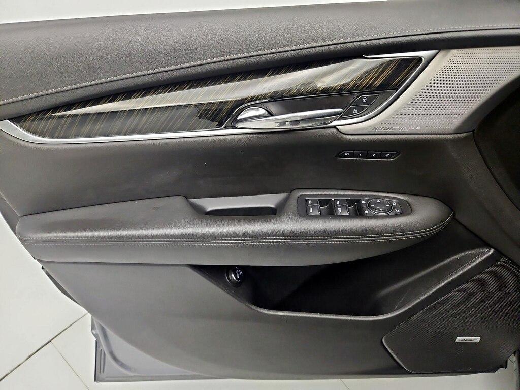 used 2020 Cadillac XT6 car, priced at $26,998