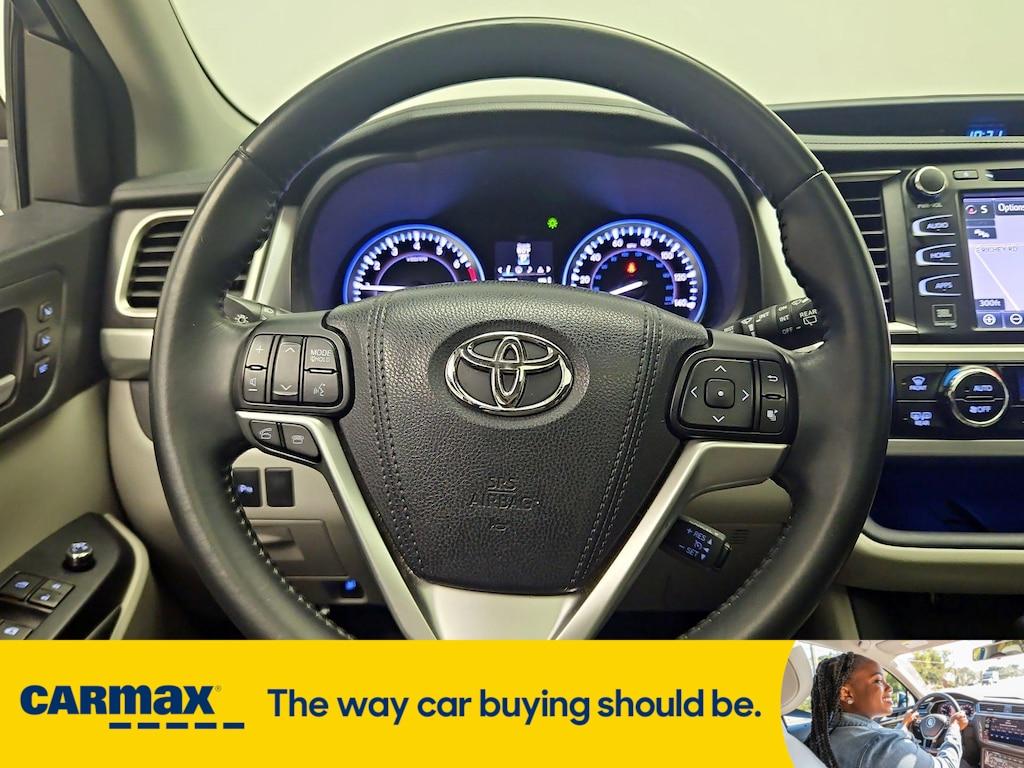 used 2016 Toyota Highlander car, priced at $22,998