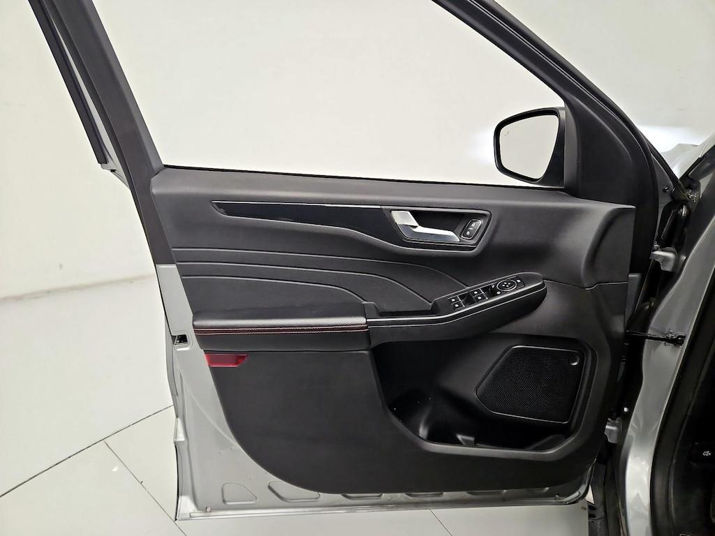 used 2023 Ford Escape car, priced at $20,998