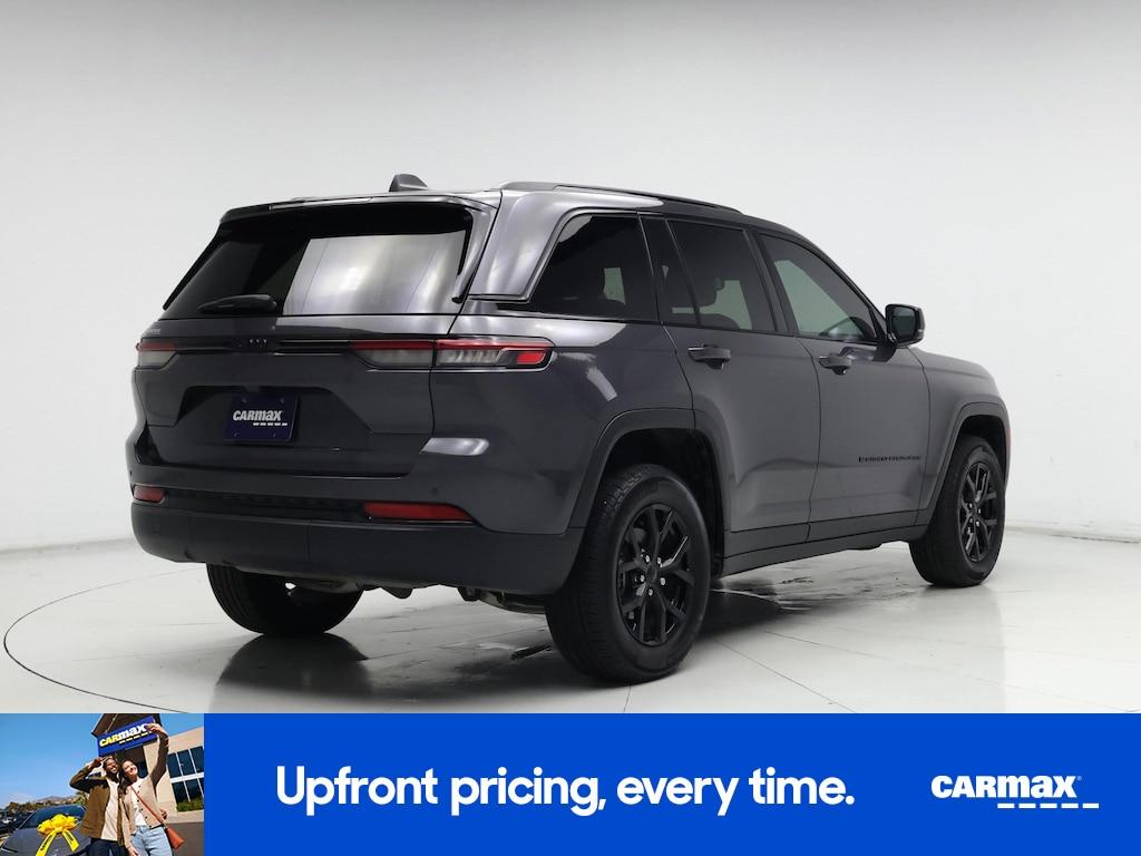 used 2024 Jeep Grand Cherokee car, priced at $35,998
