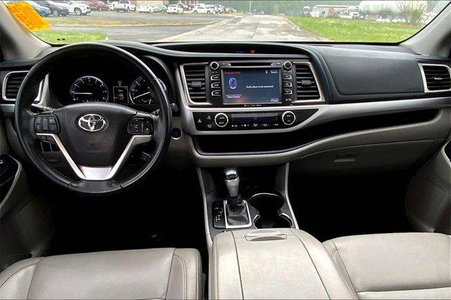 used 2016 Toyota Highlander car, priced at $19,787