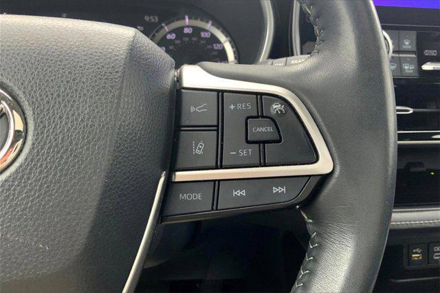 used 2023 Toyota Highlander car, priced at $35,998