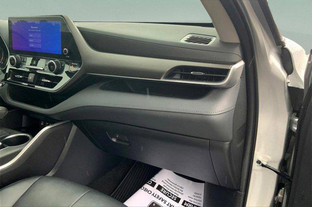 used 2023 Toyota Highlander car, priced at $35,998