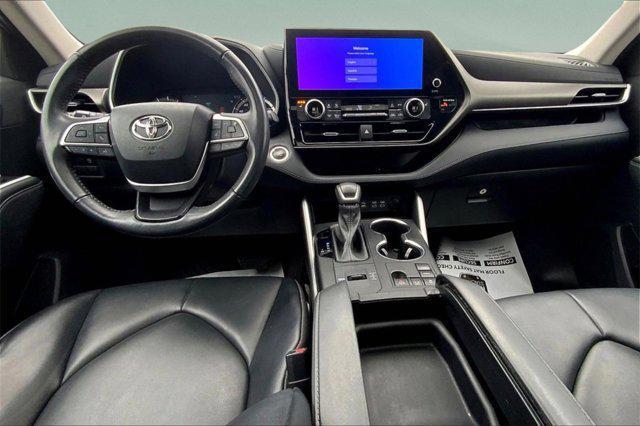 used 2023 Toyota Highlander car, priced at $35,998