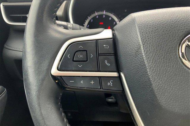 used 2023 Toyota Highlander car, priced at $35,998
