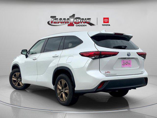 used 2023 Toyota Highlander Hybrid car, priced at $33,073