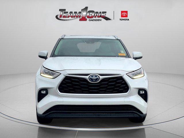 used 2023 Toyota Highlander Hybrid car, priced at $33,073