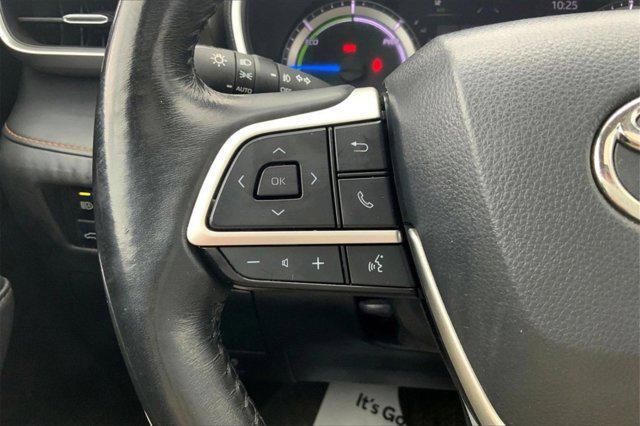 used 2023 Toyota Highlander Hybrid car, priced at $33,073