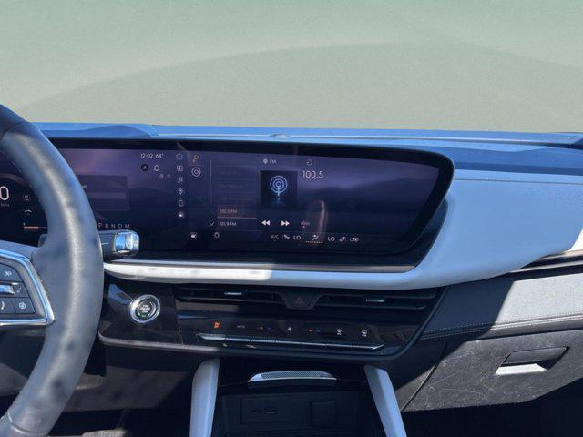 used 2025 Buick Envision car, priced at $39,370