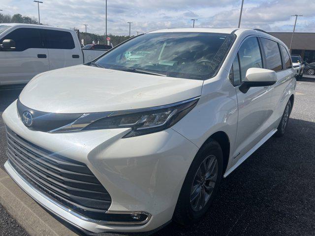 used 2021 Toyota Sienna car