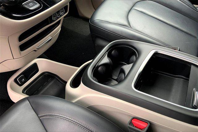 used 2023 Chrysler Pacifica car, priced at $25,900