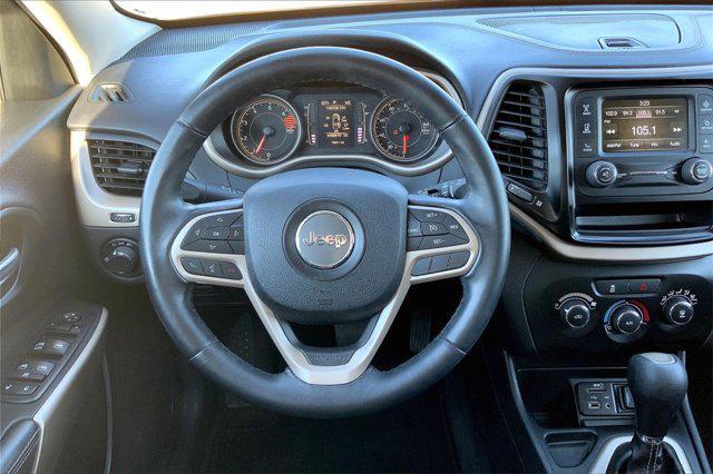 used 2017 Jeep Cherokee car