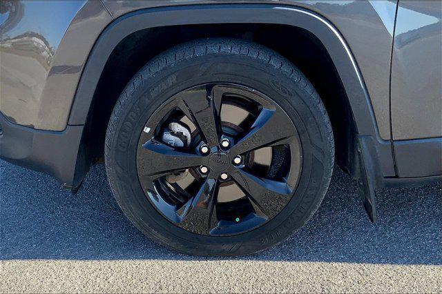 used 2017 Jeep Cherokee car