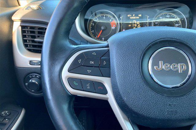 used 2017 Jeep Cherokee car
