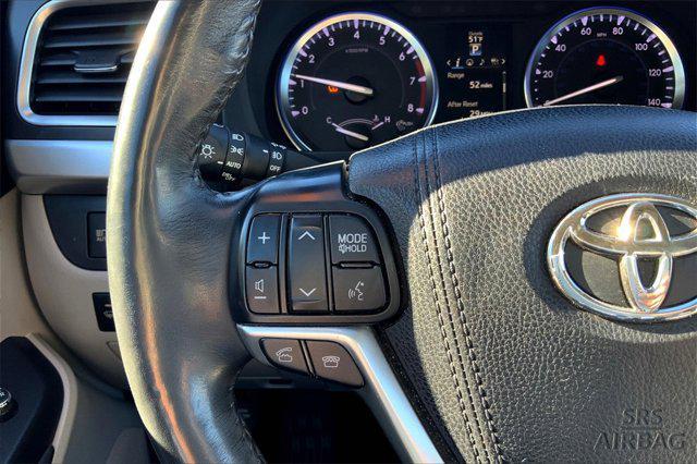 used 2015 Toyota Highlander car