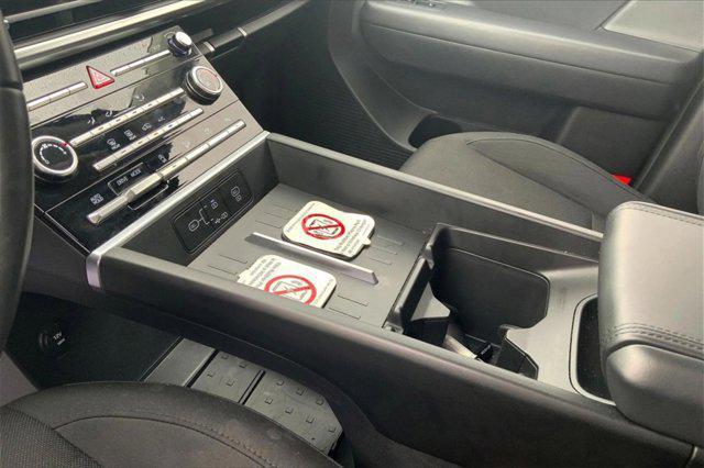 used 2025 Hyundai Santa Fe car, priced at $25,998