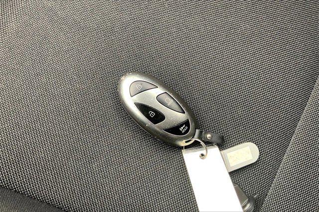 used 2025 Hyundai Santa Fe car, priced at $25,998