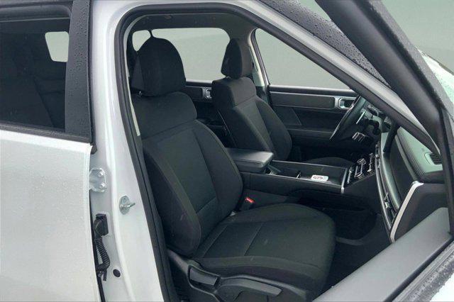 used 2025 Hyundai Santa Fe car, priced at $25,998