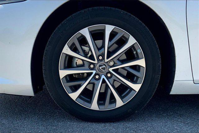 used 2023 Lexus ES 350 car, priced at $40,888