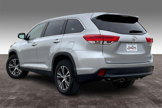 used 2019 Toyota Highlander car, priced at $24,388