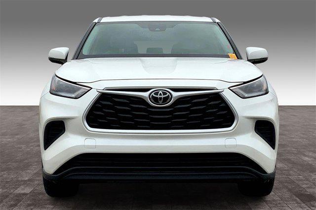 used 2021 Toyota Highlander car, priced at $29,216