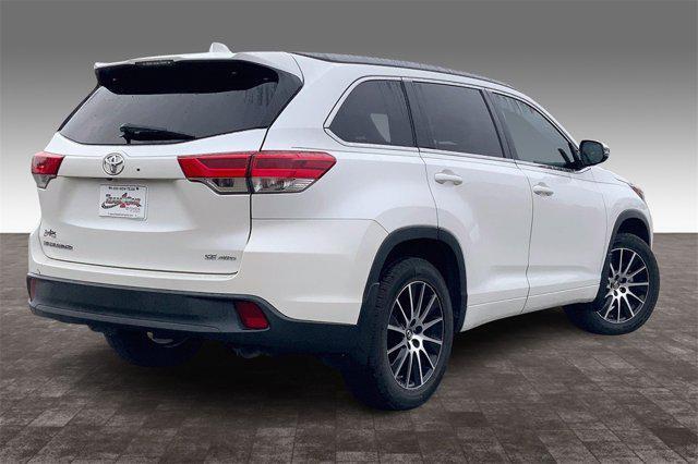 used 2018 Toyota Highlander car, priced at $21,888