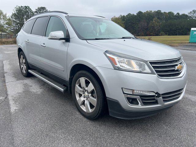 used 2014 Chevrolet Traverse car, priced at $9,988